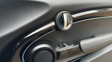 MINI Hatchback 1.5 Cooper Classic 3dr Auto Petrol Hatchback